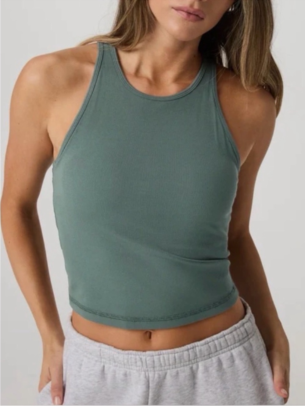 Vuori Pose Plyo Tank Agate Green Ribbed Built In Bra Crop Top Size Small